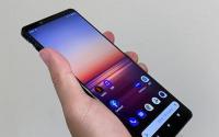 Xperia1II拆解展示易于维修的设计未使用的连接器