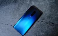 不过OnePlus7Pro确实看起来更吸引眼球